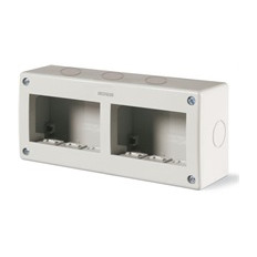 Конзола за открит монтаж IP40 3+3 мод. Unibox цвят СИВ Scame