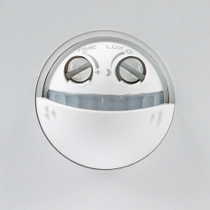 LED ЛАМПА СЪС СЕНЗОР ЗА ДВИЖЕНИЕ 10W, 4000K, 220-240V AC, IP65