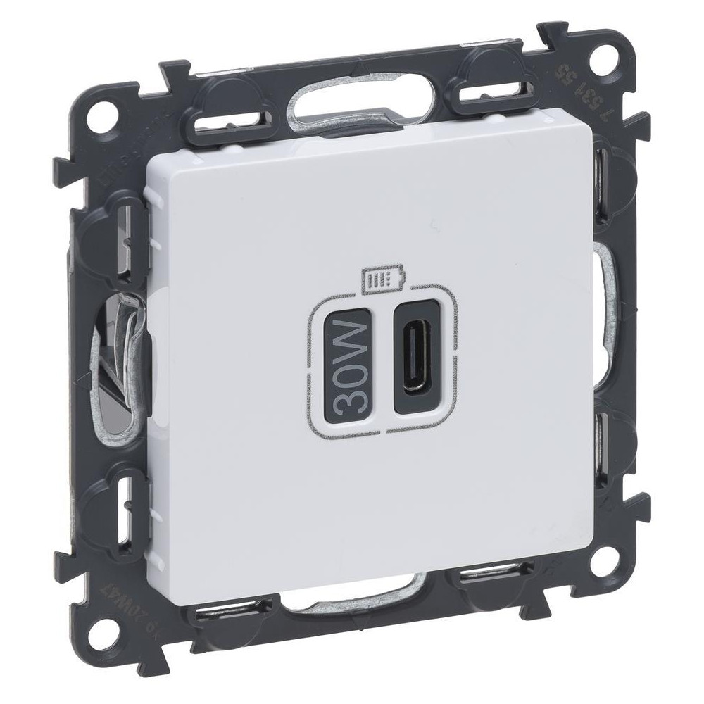 Розетка USB за зареждане тип C Power Delivery 30W цвят Бял Valena Life Legrand