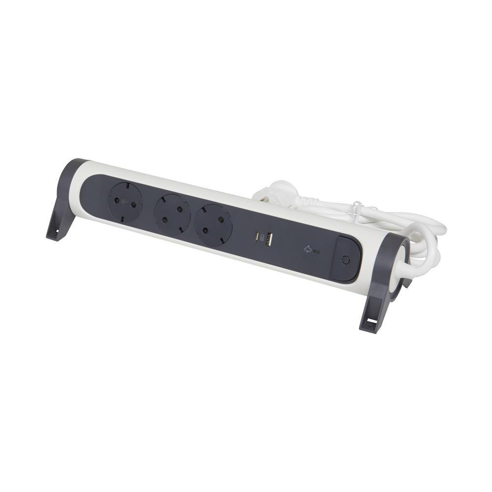 Разклонител БЯЛ 3x2P+E с кабел 1.5 метра с гръмозащита и USB A+C 3A 15W Premium NEW Legrand
