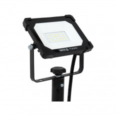 LED прожектор със статив YATO, 20 W, 1900 lm