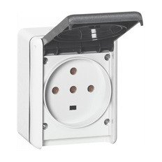 Контакт френски стандарт открит монтаж 3P+N+E 32A IP44 цвят Сив Plexo Legrand