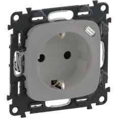Контакт ШУКО 2P+E 16A + USB тип C 1.5A 7.5W цвят Алуминий Valena Allure Legrand
