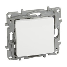 БУТОН, ЦВЯТ БЯЛ, СЕРИЯ NILOE